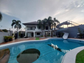 Sunny at DJE Villa